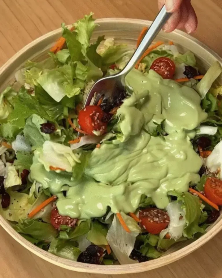 Salad with creamy green dressing